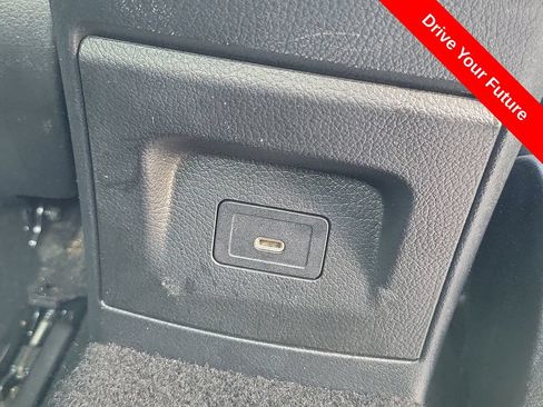 Used 2025 Mercedes-Benz CLA 250 image 25