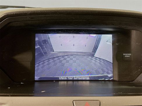 Used 2016 Honda Odyssey SE image 13