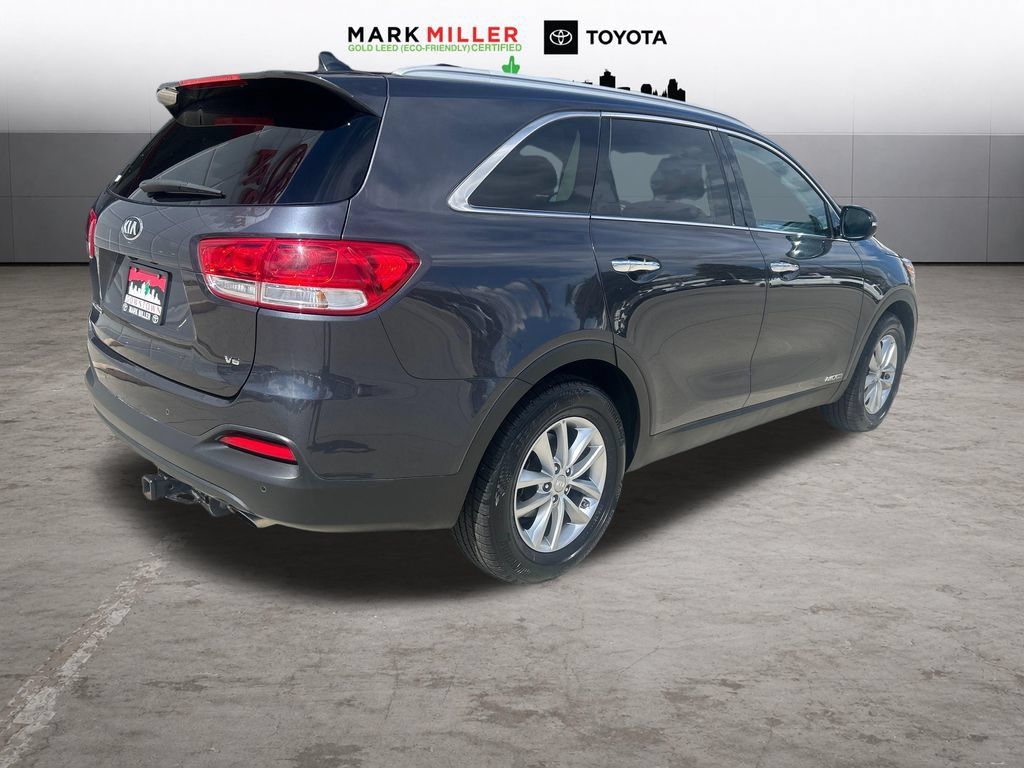 Used 2018 Kia Sorento LX w/ LX V6 Convenience Package AWD/4WD image 6