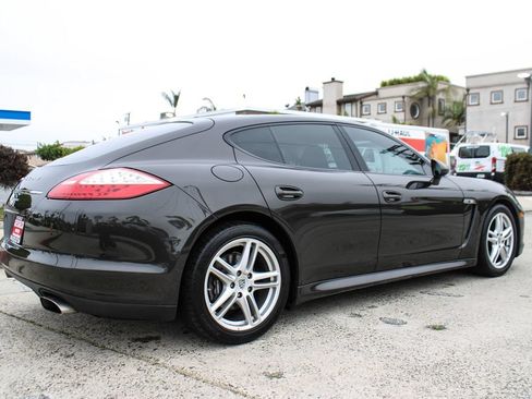 Used 2012 Porsche Panamera image 6