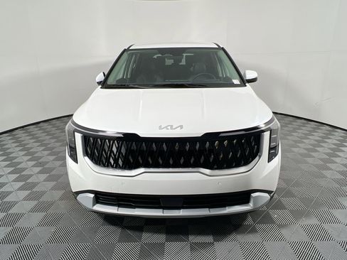 New 2026 Kia Carnival FWD image 10