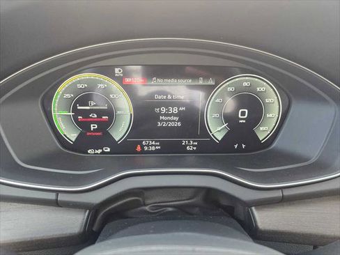 Used 2025 Audi Q5 e Premium Plus w/ Premium Plus Package image 27