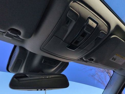 Used 2018 Mercedes-Benz GLE 43 AMG 4MATIC w/ Night Package image 19