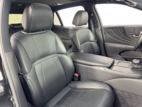 Used 2021 Lexus LS 500 w/ Cold Weather Package (CK) RWD image 40