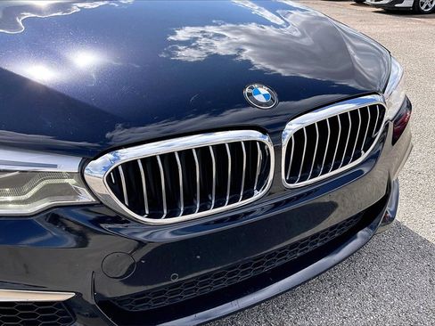 Used 2020 BMW M550i xDrive w/ Executive Package image 34