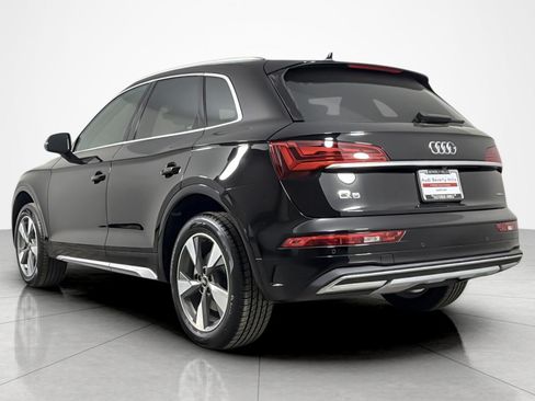 Used 2023 Audi Q5 2.0T Premium Plus w/ Premium Plus Package AWD/4WD image 3