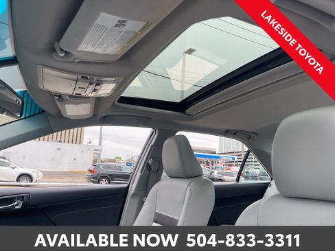 Used 2014 Toyota Camry XLE image 23