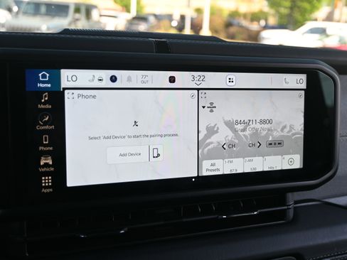 Used 2024 Jeep Wrangler Sahara w/ Safety Group image 8