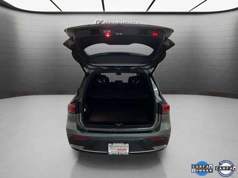 Used 2023 Mercedes-Benz EQB 300 4MATIC w/ Pinnacle Package image 7