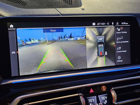 Used 2021 BMW X5 xDrive40i w/ Convenience Package image 29