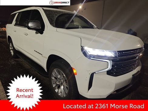 Used 2023 Chevrolet Suburban Premier image 1