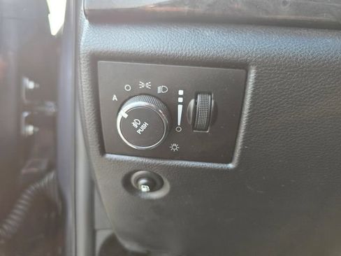 Used 2013 Jeep Grand Cherokee Laredo AWD/4WD image 21