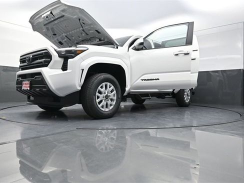 New 2026 Toyota Tacoma SR5 image 37