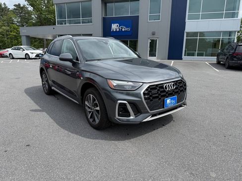 Used 2023 Audi Q5 2.0T Premium Plus w/ Premium Plus Package AWD/4WD image 6