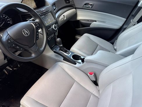 Used 2016 Acura ILX FWD image 11