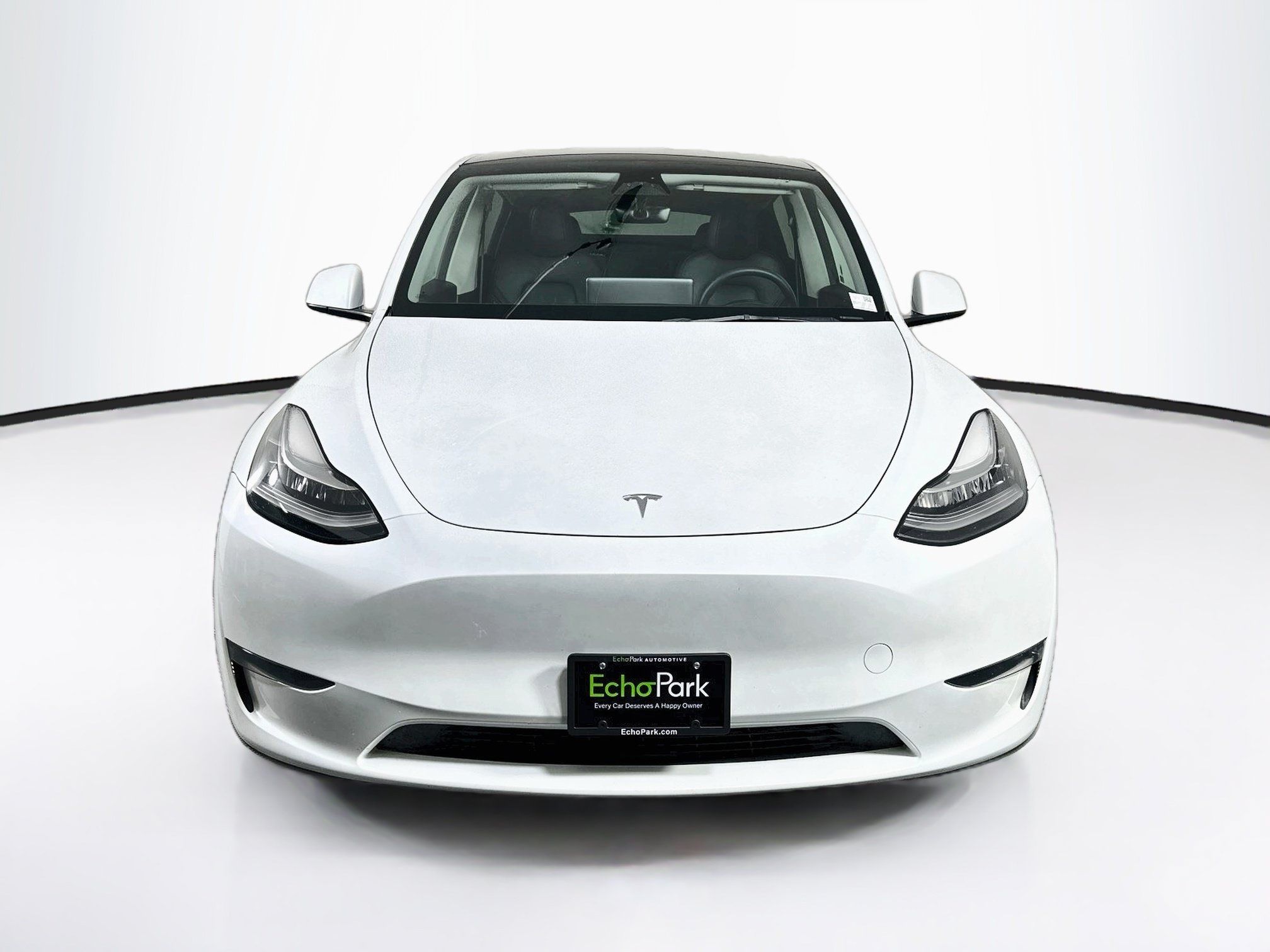 Used 2023 Tesla Model Y Long Range AWD/4WD image 2