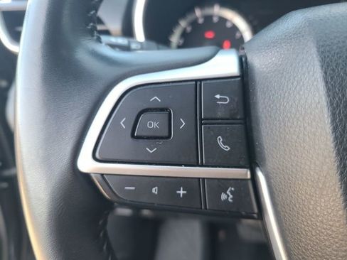 Used 2023 Toyota Highlander XSE image 21