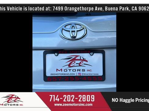 Used 2010 Toyota Matrix S image 54