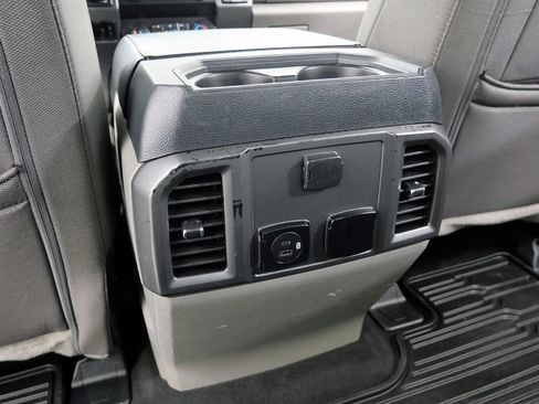 Used 2022 Ford F250 XLT w/ XLT Premium Package AWD/4WD image 21