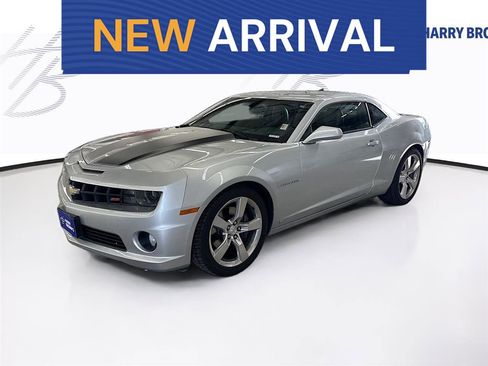 Used 2010 Chevrolet Camaro SS w/ RS Package RWD image 1