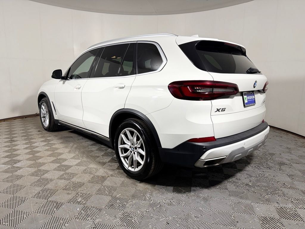 Used 2021 BMW X5 xDrive40i w/ Convenience Package AWD/4WD image 4