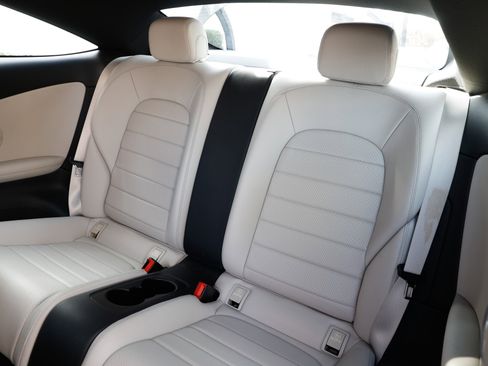 Used 2018 Mercedes-Benz C 300 Coupe image 11