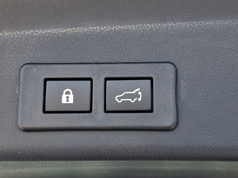 Used 2025 Subaru Ascent Onyx Edition image 29