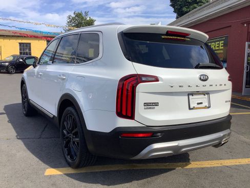Used 2020 Kia Telluride SX w/ SX Prestige Package AWD/4WD image 5