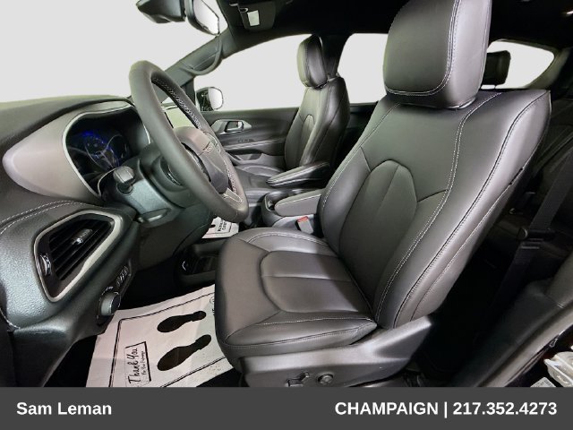 New 2027 Chrysler Pacifica Select FWD image 20