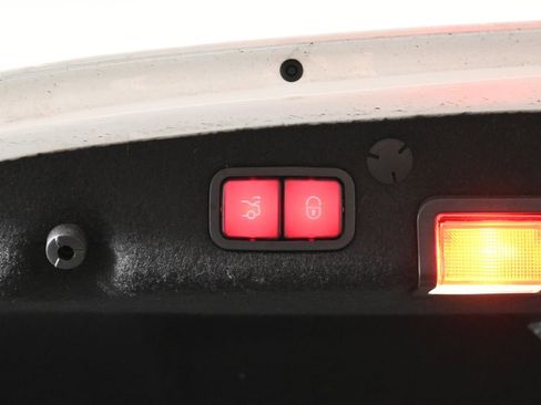 Certified 2020 Mercedes-Benz C 300 4MATIC Sedan image 36