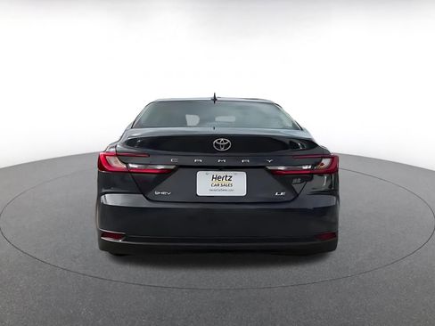 Used 2025 Toyota Camry LE image 12