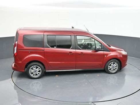 Used 2021 Ford Transit Connect XLT image 59