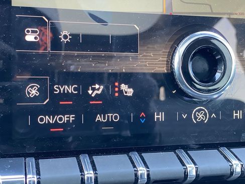 New 2024 GMC Sierra EV Denali image 22