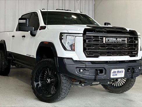 Used 2024 GMC Sierra 2500 AT4X w/ AT4X AEV Edition image 1