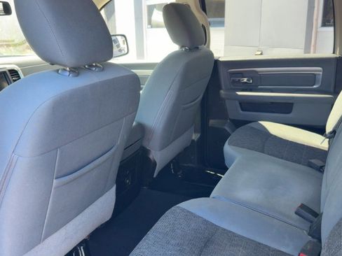 Used 2019 RAM 1500 Big Horn AWD/4WD image 11