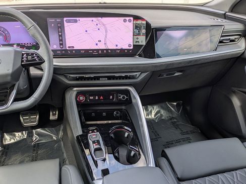 New 2026 Audi SQ5 Premium Plus AWD/4WD image 6