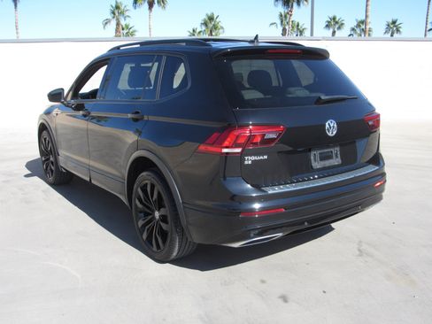 Used 2021 Volkswagen Tiguan S image 6