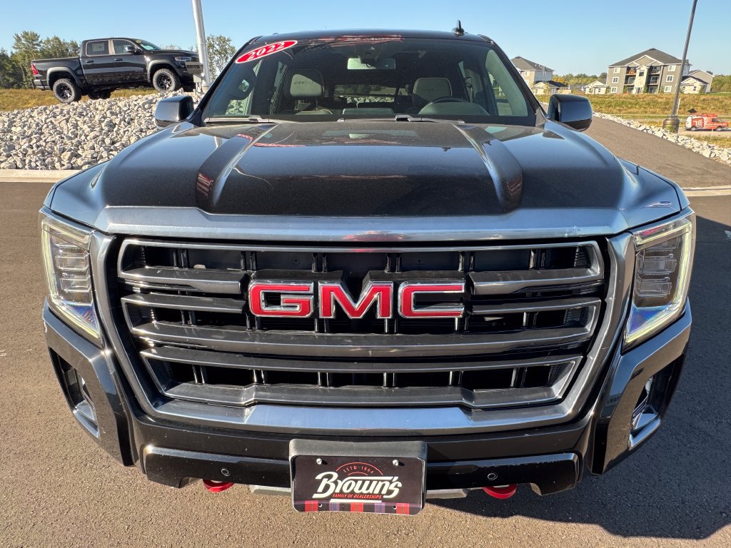 Used 2022 GMC Yukon XL AT4 AWD/4WD image 2