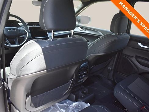 New 2025 Jeep Grand Cherokee L Laredo w/ Luxury Tech Group I image 15