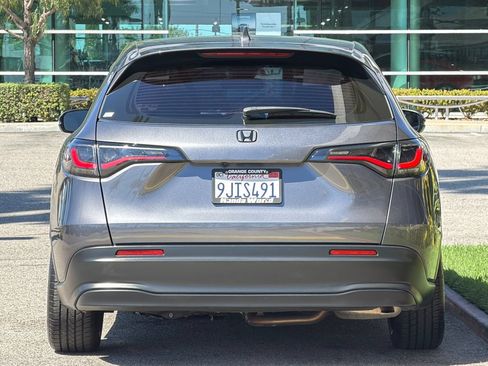Used 2024 Honda HR-V LX image 5