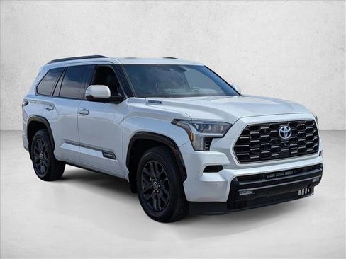 Used 2023 Toyota Sequoia Platinum AWD/4WD image 3