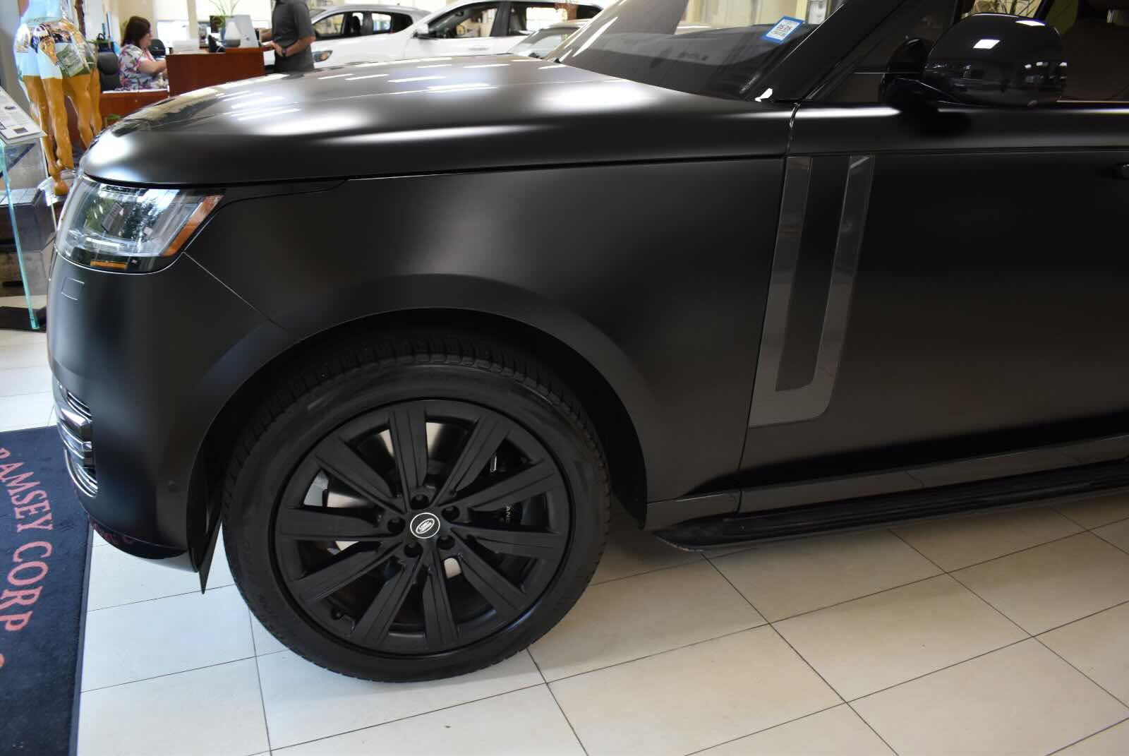 Used 2023 Land Rover Range Rover Long Wheelbase SE AWD/4WD image 69