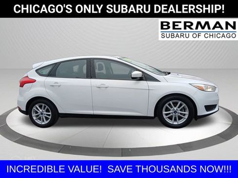 Used 2018 Ford Focus SE image 3