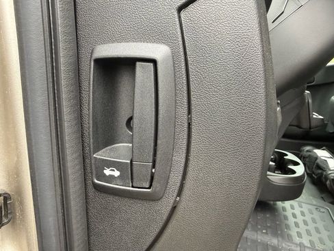 New 2025 RAM ProMaster 3500 w/ Quick Order Package 22G SLT image 32