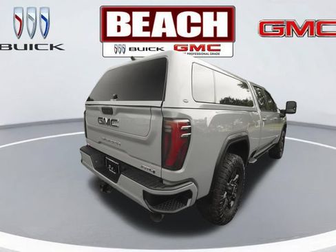 Used 2024 GMC Sierra 2500 AT4 w/ Technology Package AWD/4WD image 3