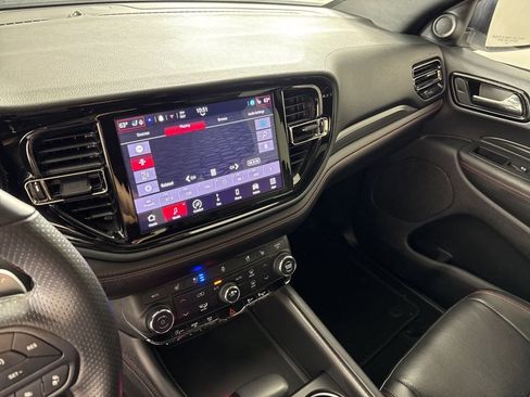 Used 2024 Dodge Durango GT image 32