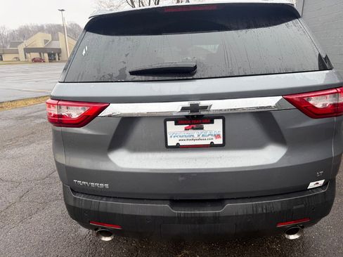Used 2018 Chevrolet Traverse LT image 4