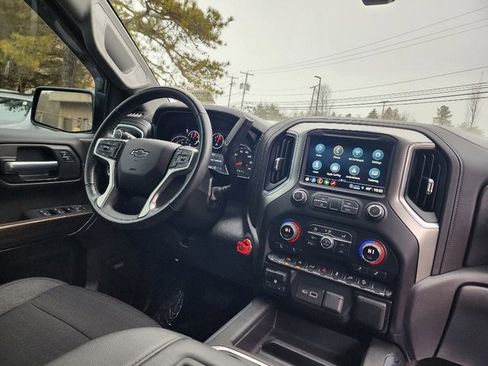 Used 2021 Chevrolet Silverado 1500 LT Trail Boss w/ Convenience Package II image 13