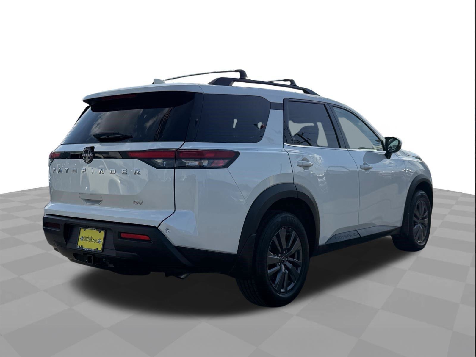 Used 2022 Nissan Pathfinder SV FWD image 5