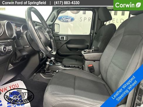 Used 2018 Jeep Wrangler Unlimited Sport S image 18